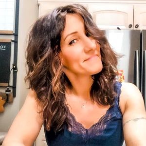 Meet your Posher, Alisha